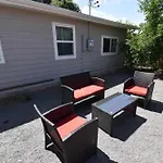 Bright Basement Unit With Large Yard And Sunroom